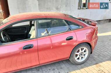 Хэтчбек Mazda 323 1998 в 