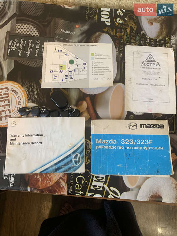 Хетчбек Mazda 323 1999 в Києві