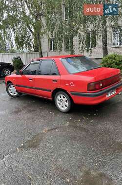 Седан Mazda 323 1993 в 
