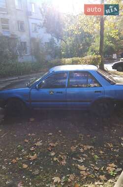 Седан Mazda 323 1993 в Одессе