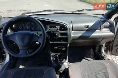 Седан Mazda 323 1996 в  фото 4 Седан Mazda 323 1996 в