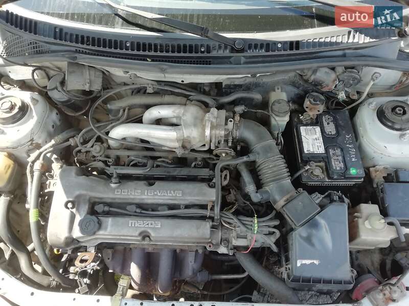 Седан Mazda 323 1996 в Ровно фото 5 Седан Mazda 323 1996 в Ровно