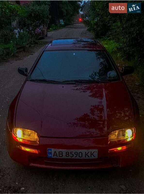 Хетчбек Mazda 323 1996 в Василькові