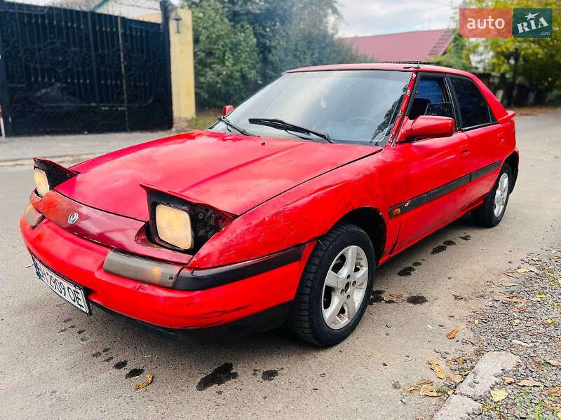 Хэтчбек Mazda 323 1990 в Одессе фото 5 Хэтчбек Mazda 323 1990 в Одессе