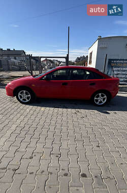 Хэтчбек Mazda 323 1995 в  фото 5 Хэтчбек Mazda 323 1995 в