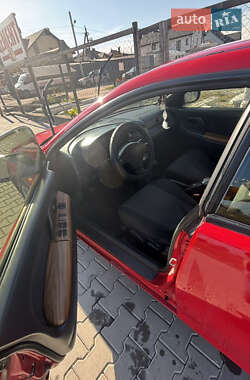Хэтчбек Mazda 323 1995 в  фото 9 Хэтчбек Mazda 323 1995 в