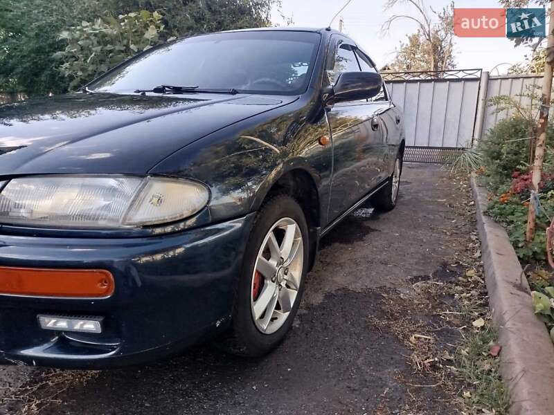 Mazda 323 1996 Mazda 323 1996