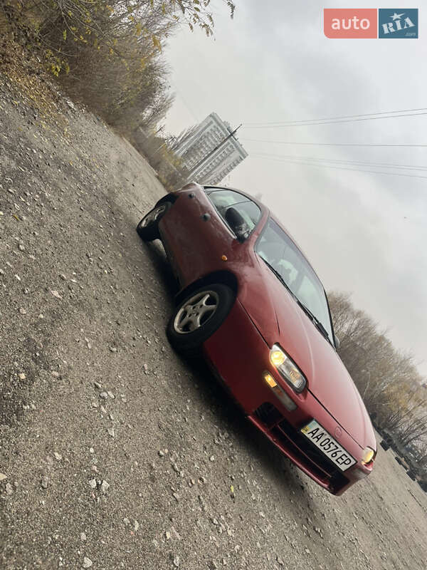 Хэтчбек Mazda 323 1994 в Вышгороде фото Хэтчбек Mazda 323 1994 в Вышгороде