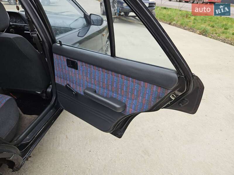 Седан Mazda 323 1995 в Обухове фото 26 Седан Mazda 323 1995 в Обухове