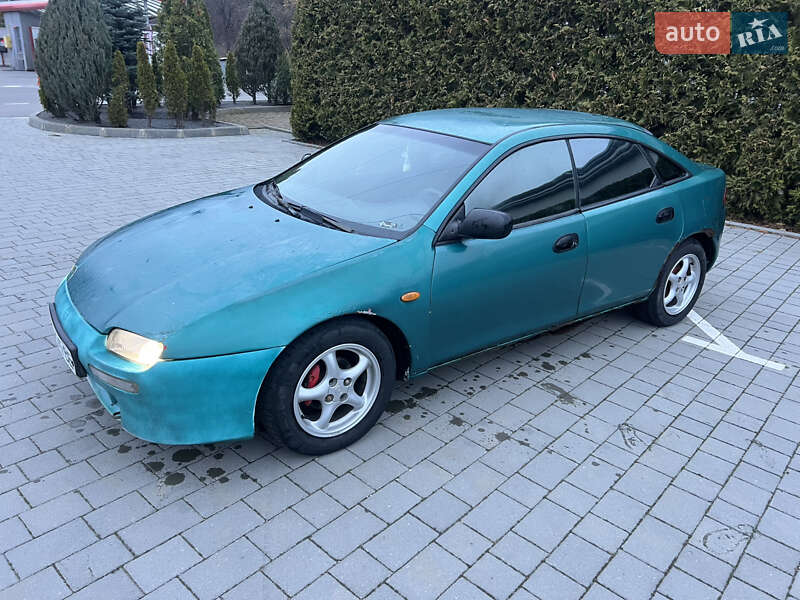 Хетчбек Mazda 323 1996 в Вінниці