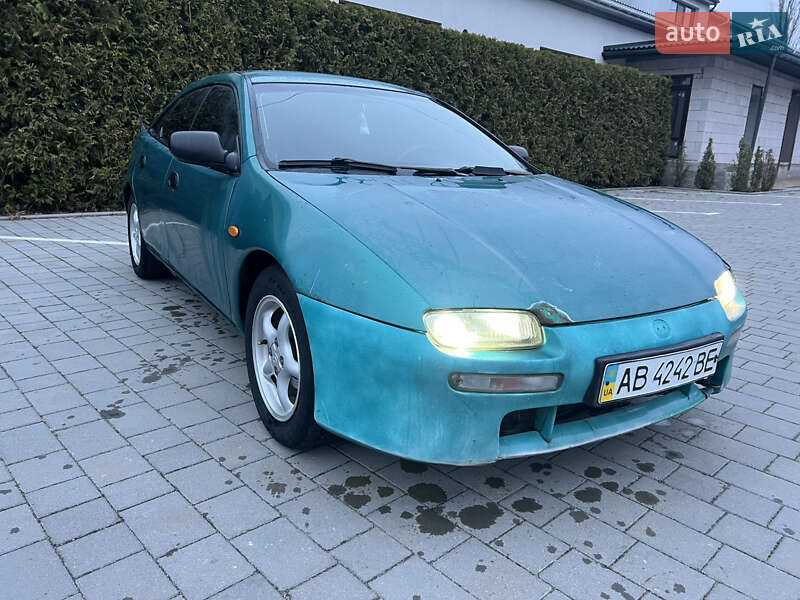 Хетчбек Mazda 323 1996 в Вінниці