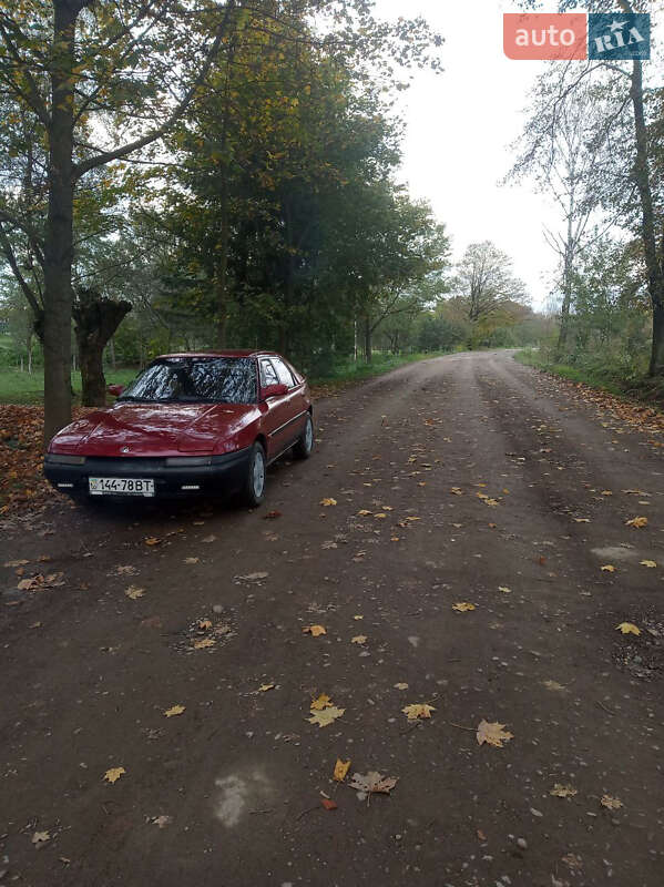 Седан Mazda 323 1994 в Коломые фото 4 Седан Mazda 323 1994 в Коломые