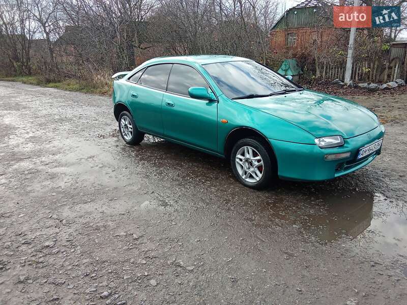 Хэтчбек Mazda 323 1997 в Бердичеве