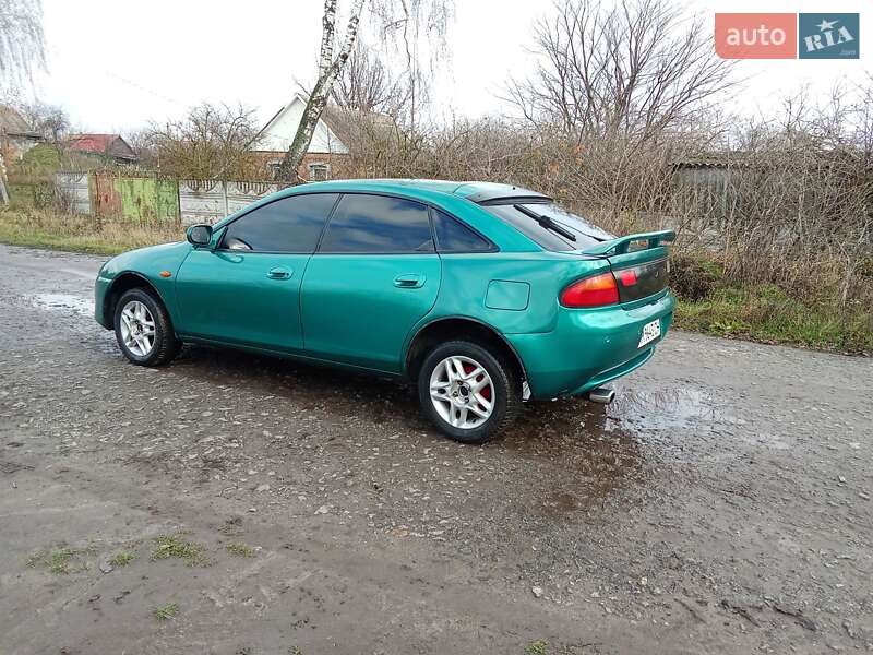 Хэтчбек Mazda 323 1997 в Бердичеве