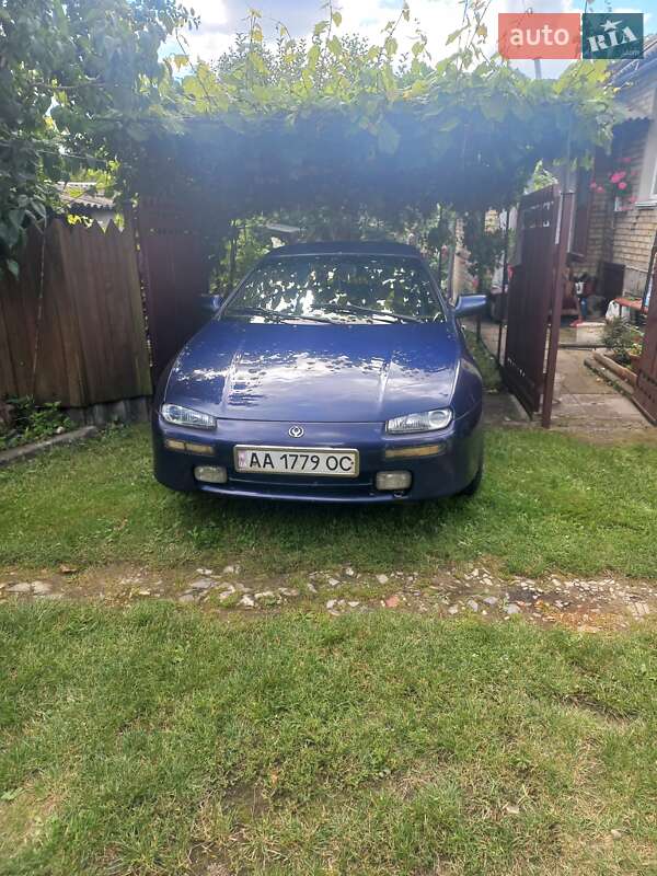 Хетчбек Mazda 323 1995 в Києві фото Хетчбек Mazda 323 1995 в Києві