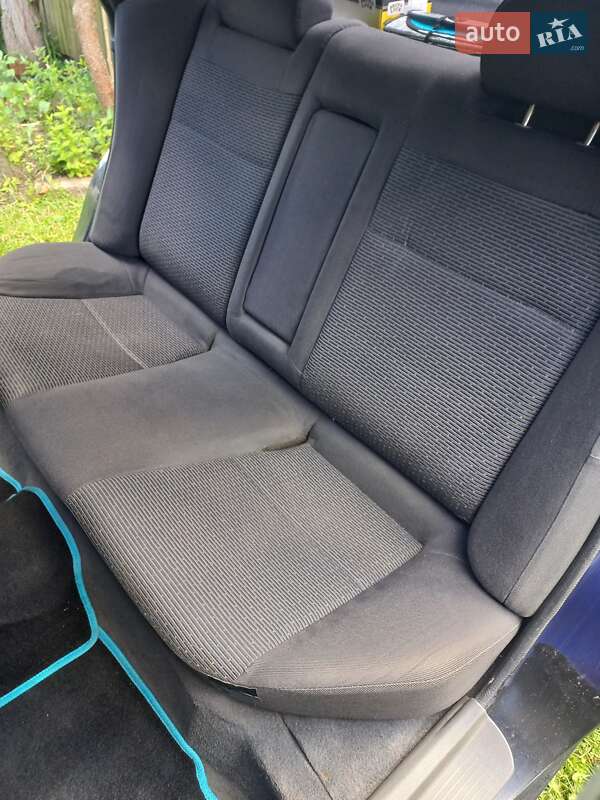 Хетчбек Mazda 323 1995 в Києві фото 15 Хетчбек Mazda 323 1995 в Києві