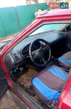 Хэтчбек Mazda 323 1992 в Мироновке