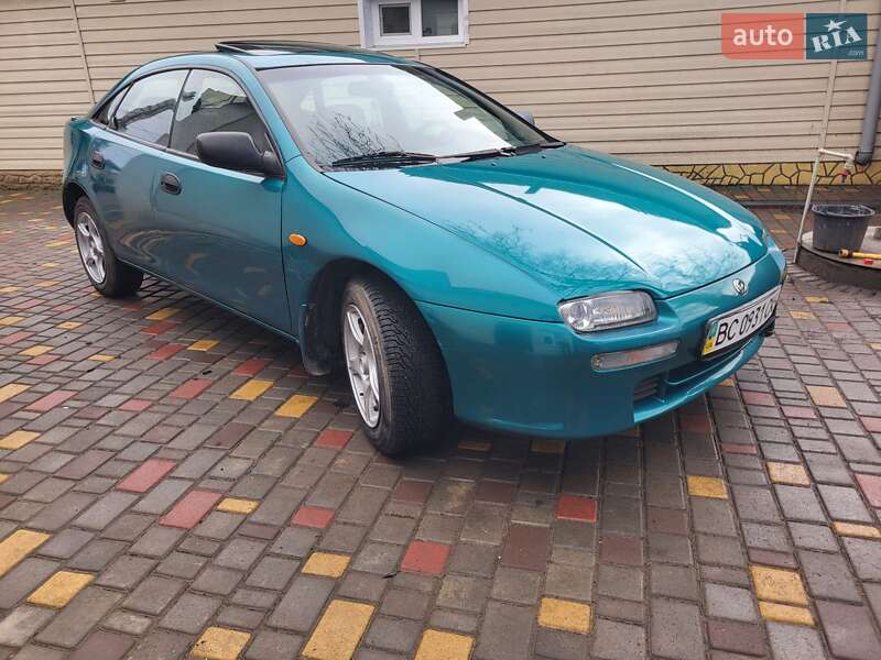 Хэтчбек Mazda 323 1996 в Подольске