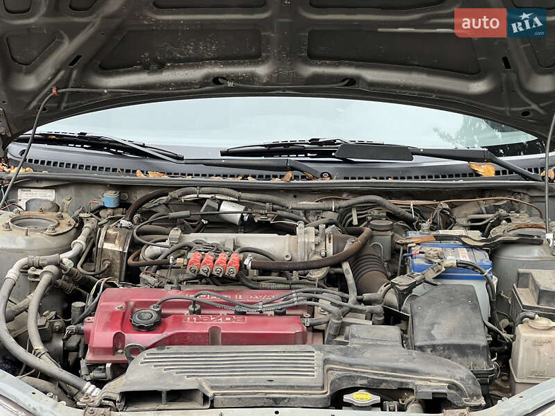 Хетчбек Mazda 323 1999 в Дніпрі фото 11 Хетчбек Mazda 323 1999 в Дніпрі