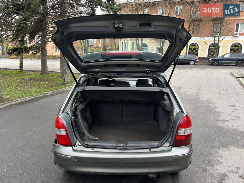 Хетчбек Mazda 323 1999 в Дніпрі фото 12 Хетчбек Mazda 323 1999 в Дніпрі