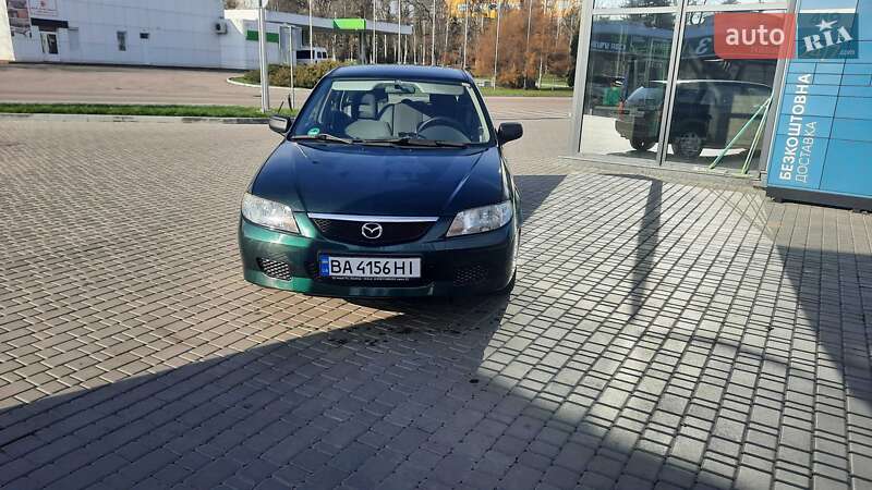 Mazda 323 2001