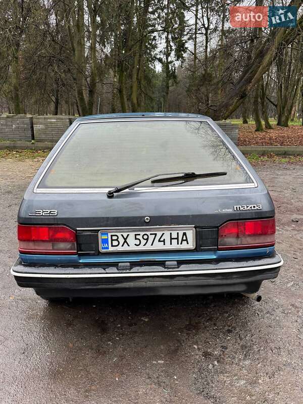 Хэтчбек Mazda 323 1987 в Хмельницком