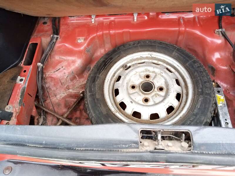 Хетчбек Mazda 323 1987 в Івано-Франківську фото 19 Хетчбек Mazda 323 1987 в Івано-Франківську
