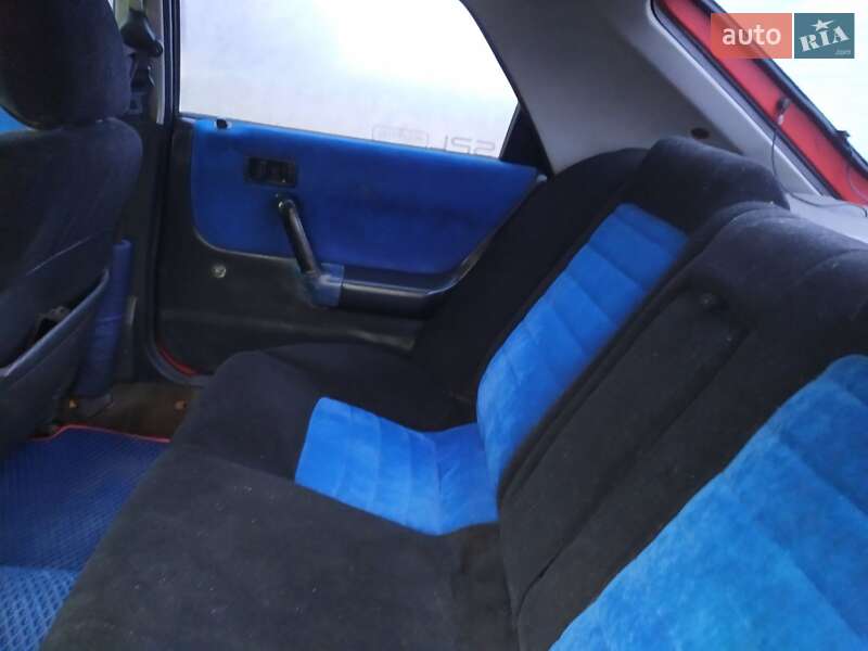 Купе Mazda 323 1992 в Обухове