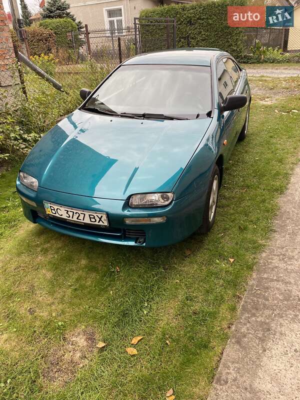 Хэтчбек Mazda 323 1995 в Львове