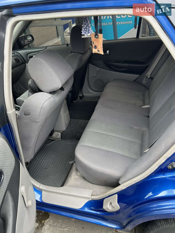 Хэтчбек Mazda 323 2000 в Одессе