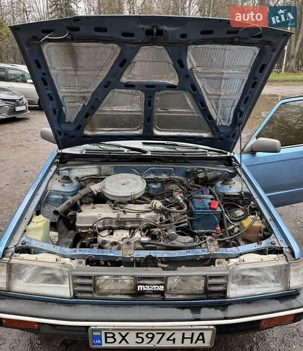 Хэтчбек Mazda 323 1987 в Хмельницком