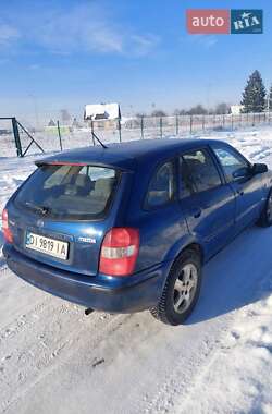 Хэтчбек Mazda 323 2001 в Сарнах