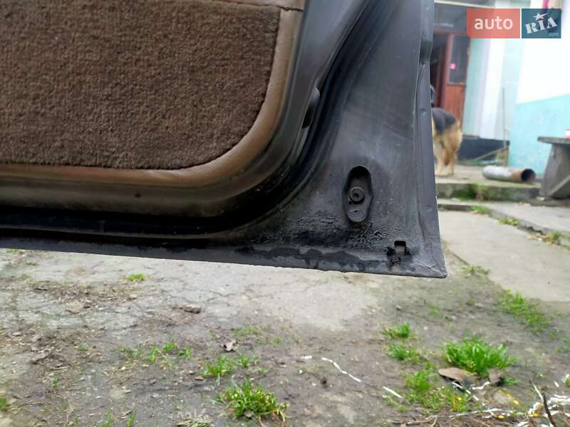 Хетчбек Mazda 323 1987 в Славуті фото 8 Хетчбек Mazda 323 1987 в Славуті