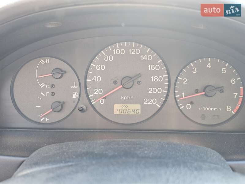 Хетчбек Mazda 323 1998 в Чорноморську