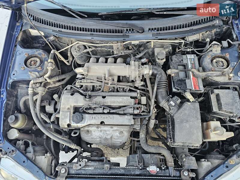 Хетчбек Mazda 323 1998 в Чорноморську