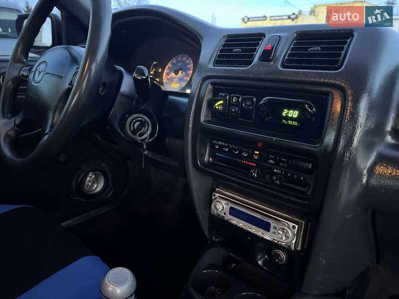 Хэтчбек Mazda 323 1997 в Львове фото 20 Хэтчбек Mazda 323 1997 в Львове