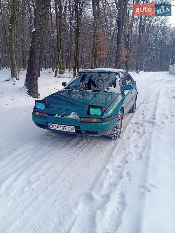 Mazda 323 1992
