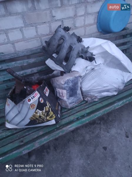 Седан Mazda 323 1995 в Одессе