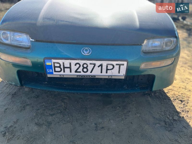Хетчбек Mazda 323 1996 в Одесі