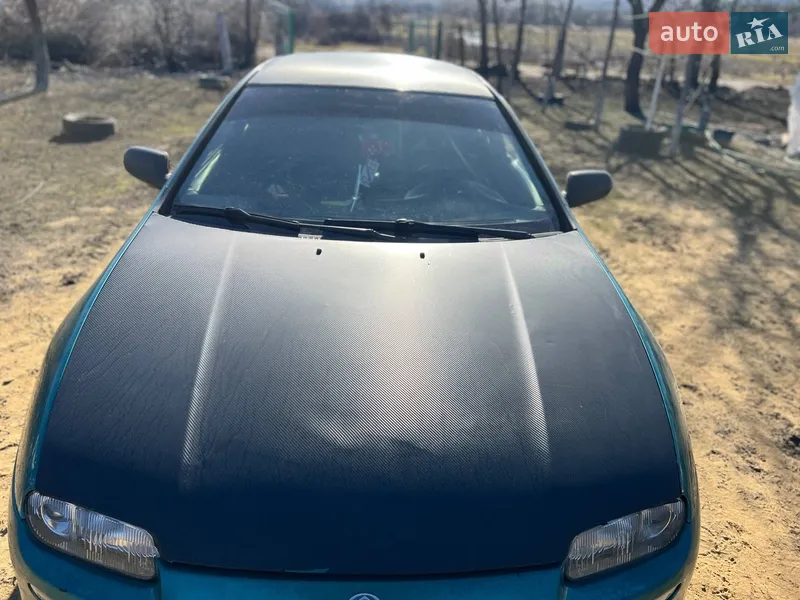 Mazda 323