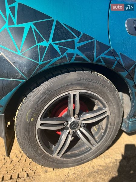 Хетчбек Mazda 323 1996 в Одесі