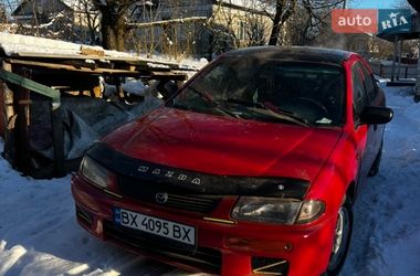 Седан Mazda 323 1995 в Стреховцы