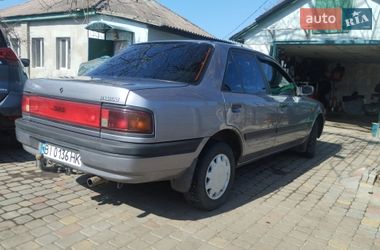 Седан Mazda 323 1989 в Полтаве