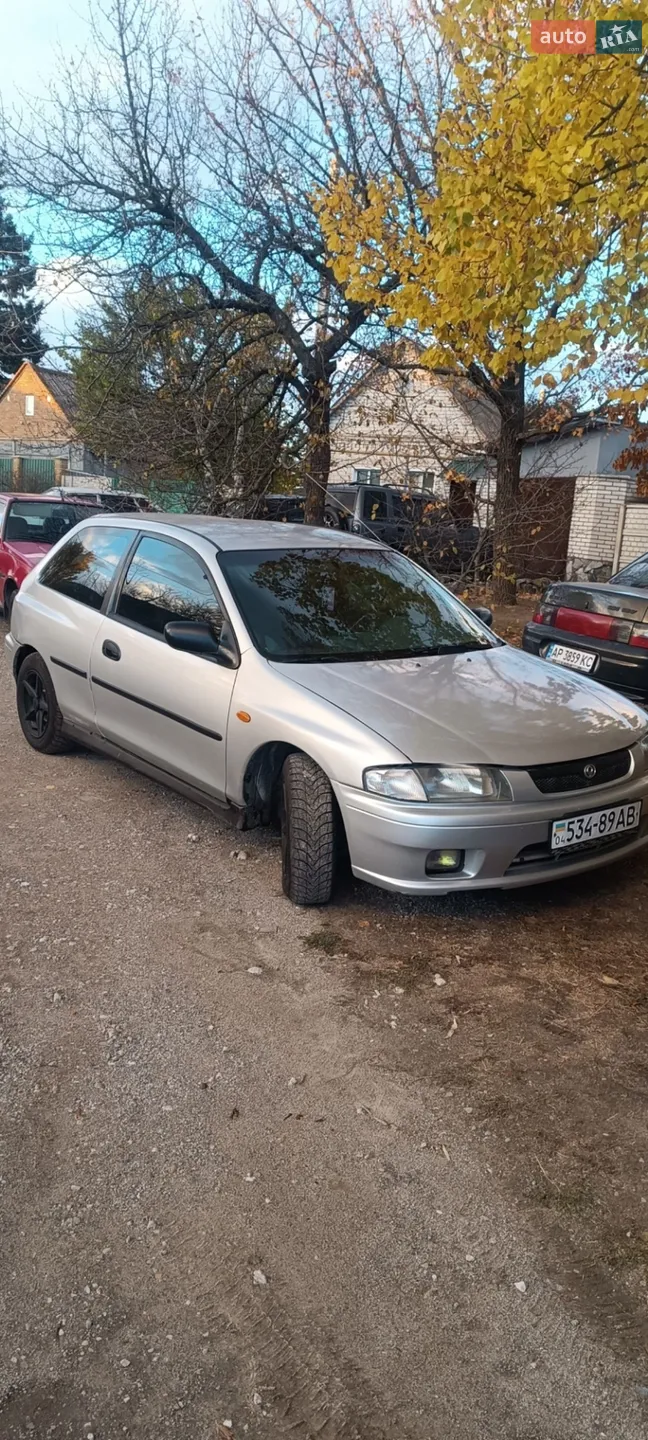 Mazda 323 1997