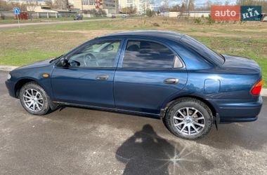 Седан Mazda 323 1998 в Шостке