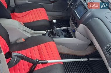 Хэтчбек Mazda 323 2000 в Хмельницком