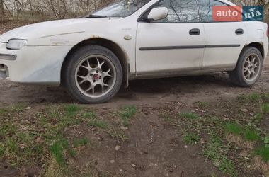 Хетчбек Mazda 323 1995 в Кам'янець-Подільському