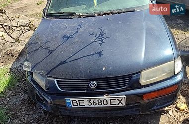 Седан Mazda 323 1995 в Новому Бузі