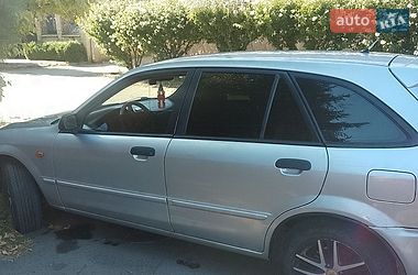 Хэтчбек Mazda 323 2000 в Берегово