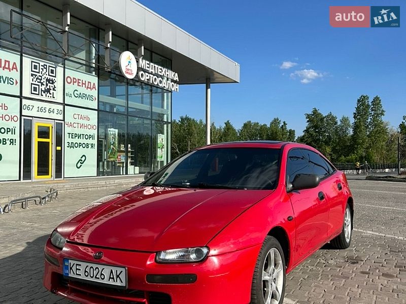 Хэтчбек Mazda 323 1995 в Днепре
